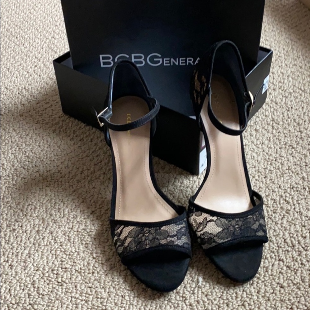NIB BCBGeneration Sandals sz 10